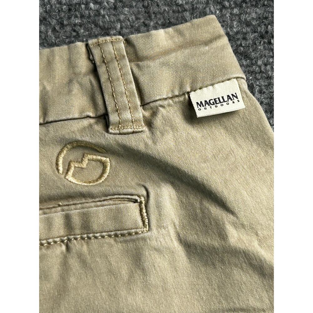 Magellan Outdoors Women's Khaki Stretch Chino Shorts Size 16 Cotton Blend - Picture 6 of 10